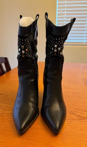 Black Cowgirl Boots thumbnail 1