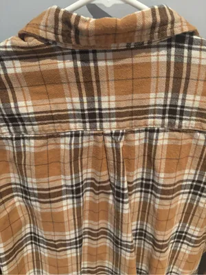 Woman’s GAP Tan and Black Plaid Flannel Shirt in size S thumbnail 5