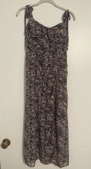 Astr The Label Floral Midi Dress thumbnail 1