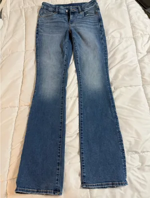 American Eagle Jeans thumbnail 2