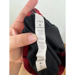 Lululemon Hotty Hot Short II 2.5 Game Day Red Black Multi Running Shorts Size 4 thumbnail 8