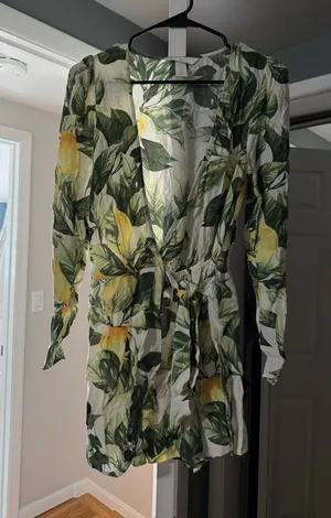 Woman’s H&M Wrap Romper thumbnail 1