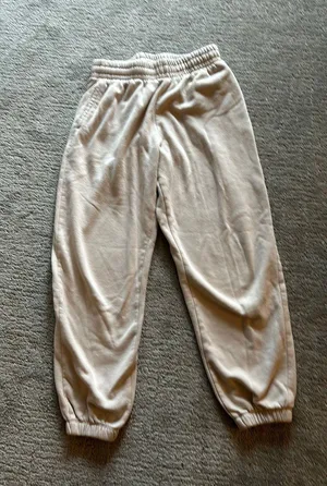 Garage sweatpants thumbnail 1