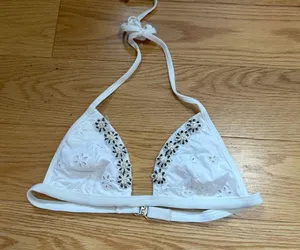 Valery Blu White Eyelet Bikini with Floral Beading Detail Size S NEW WITHOUT TAG thumbnail 6