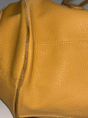 Estee Lauder Vintage Mustard Yellow Travel Bag Faux Leather..Overnight/Cosmetics thumbnail 4
