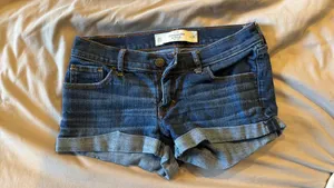 Abercrombie Low-Rise Shorts Denim 00 thumbnail 3