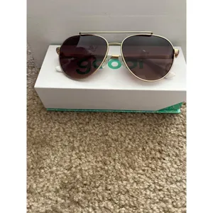 Guess aviator sunglasses retro rose gold steampunk grunge metal sophisticated thumbnail 2