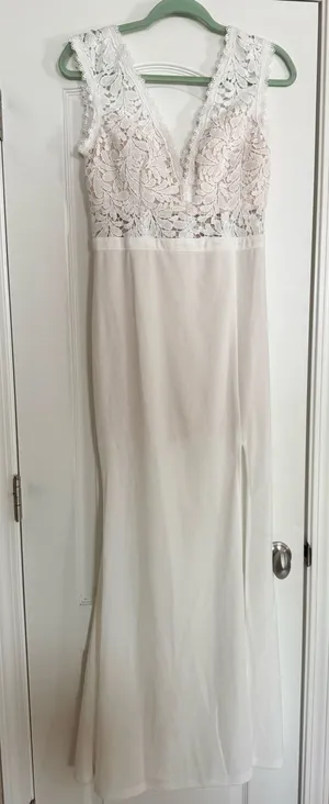 Maxi gown  thumbnail 1