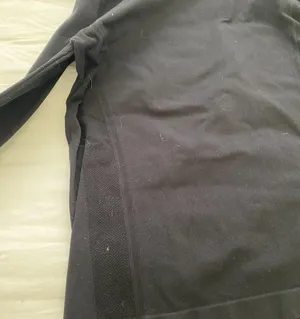 Black long sleeve athletic shirt with thumb holes thumbnail 4