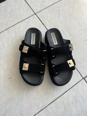 Steve Madden black suede platform sandals  thumbnail 2