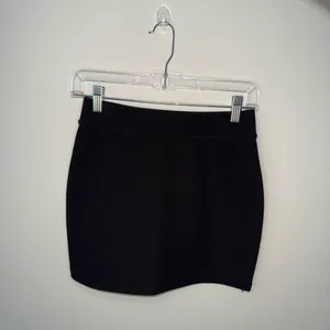 Mini Skirt Black thumbnail 2