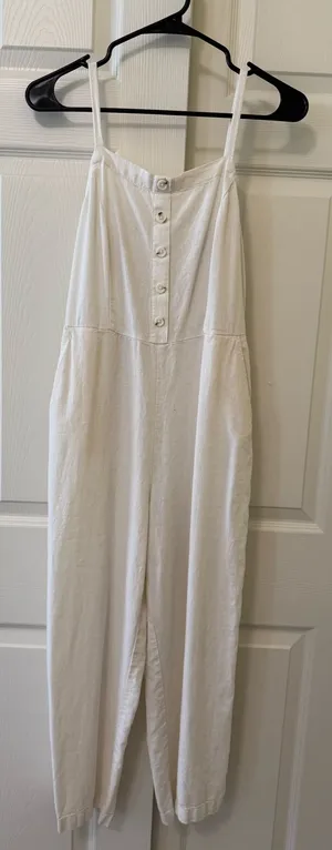 Old Navy Linen Jumpsuit thumbnail 1