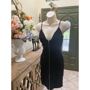 Black Spaghetti Strap Bodycon Mini Dress – Size S thumbnail 2