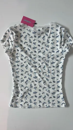 Edikted floral top thumbnail 4