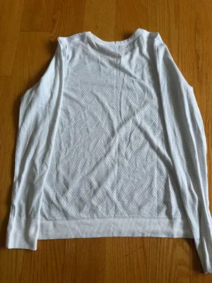 Lululemon Shirt Long Sleeve thumbnail 2