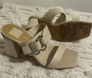 DV by Dolce Vita Heels thumbnail 7