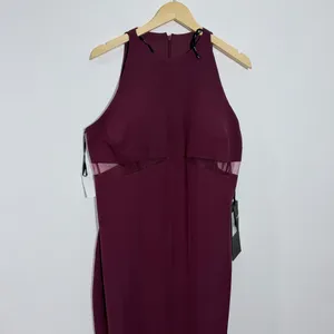 Vera‎ Wang Bridesmaid Aurore Gown Burgundy Size 18 Wedding Guest Gala Cocktail thumbnail 3