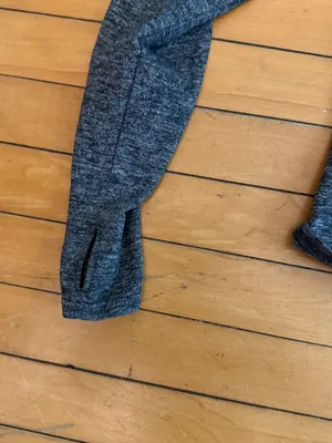 Alo Long Sleeve Yoga Top thumbnail 3