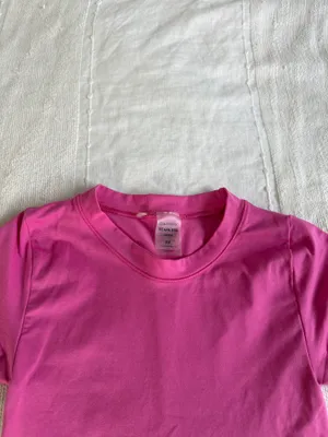 Aritzia “Seamless tee” in a vibrant pink color thumbnail 2