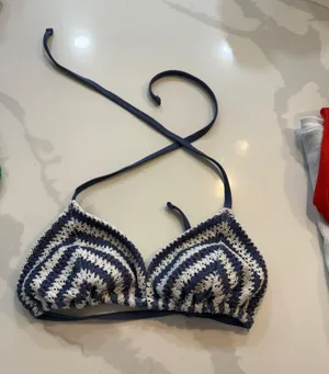 Hollister Swimsuit Top thumbnail 1