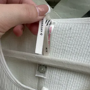 Anthropologie Seamless Henley Crop Top thumbnail 9
