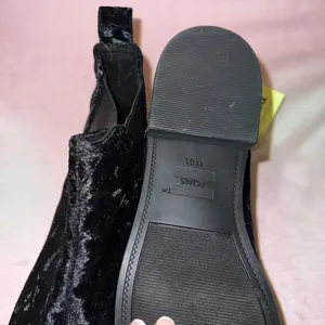 Toms‎ Black Velvet Chelsea Ankle Boots thumbnail 4