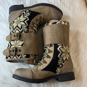 Kelsi Dagger Ilya Snowflake Boots Size 7 thumbnail 9