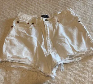 Abercrombie & Fitch Annie High Rise Shorts thumbnail 1
