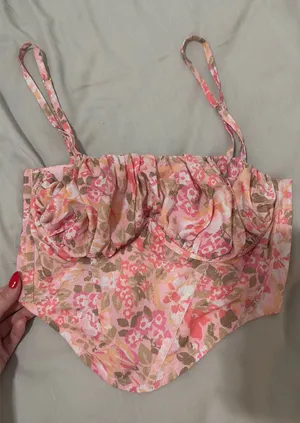 Showpo pink floral top thumbnail 1
