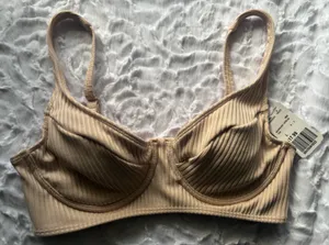 NWT Forever 21 Bikini Top thumbnail 1