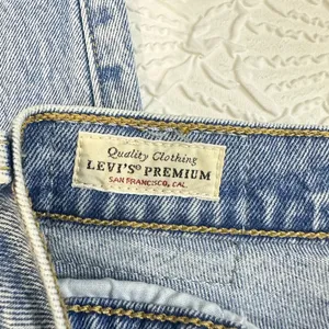 Levi's Premium Wedgie jeans button fly high waist size 26 thumbnail 4