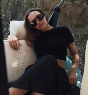 Zara black crop top thumbnail 1
