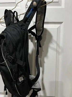 FUL Unisex Multi Sport Hydration Cargo Black With Hydration bladder plastic bag thumbnail 7