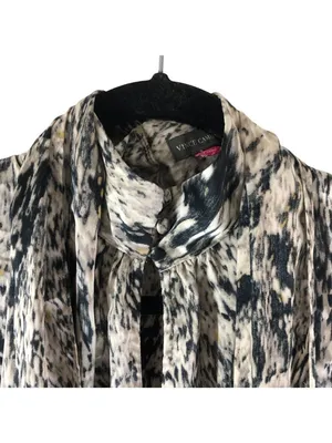 Vince Camuto Sleeveless Tie-Neck High Neck Blouse Animal Print Small thumbnail 2