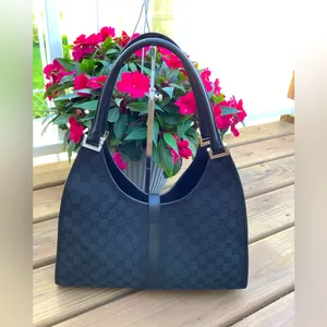 🔥🔥GUCCI GG monogram shoulder bag🔥🔥 thumbnail 3