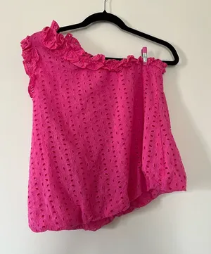 Entro Hot Pink One Shoulder Eyelet Top Small Ruffle Trim Feminine 100% Cotton Summer thumbnail 1