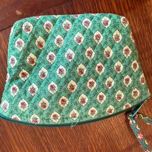 Vera Bradley cosmetic bag thumbnail 2