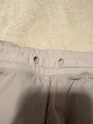 Lululemon Hotty Hot White Shorts thumbnail 4