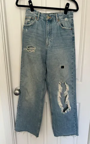 ZARA jeans thumbnail 2