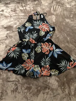 Final Touch Romper Women’s Size S Black with Coral and Blue Leaf Accents thumbnail 11