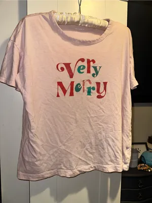 Old Navy Holiday Graphic T-Shirt- Very Merry thumbnail 4