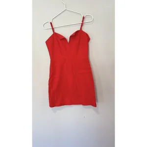 Revolve Lovers + Friends Wendy Linen Mini Dress Size Small Red Cocktail 1757 thumbnail 4