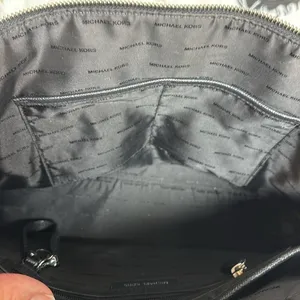 Micheal Kors Maddie Medium Crossgrain Leather Tote Bag thumbnail 10