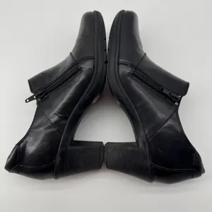 Clarks Bendables Booties Womens‎ 7M Black Leather Side Zip Block Heel Comfort thumbnail 8