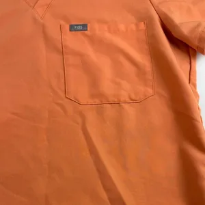 FIGS Scrub Top - Size Medium - Great Condition! thumbnail 7