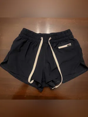 Vuori Women’s Clementine 2.0 Shorts - Navy - Size XXS (EUC) thumbnail 2