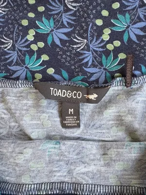 EUC Toad&Co Chaka Ruffle Skirt Navy Palm Size Medium thumbnail 3