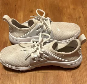 Nike Shoes thumbnail 1