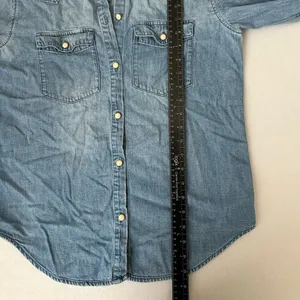J.Crew Chambray Pearl Snap Button Denim Western Shirt Women’s Small thumbnail 4
