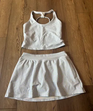 Hollister gingham athletic set  thumbnail 1